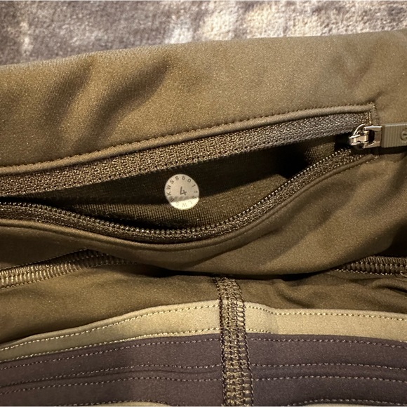 Lululemon Run Crew 28” - Picture 6 of 8